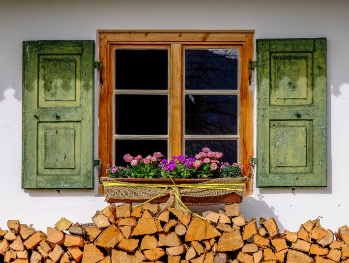 Fenster, &copy; Hirz